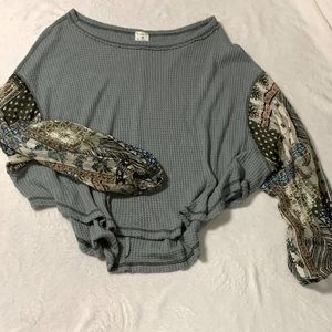 ❗️SOLD Balloon Sleeve Blue Lightweight Sweater